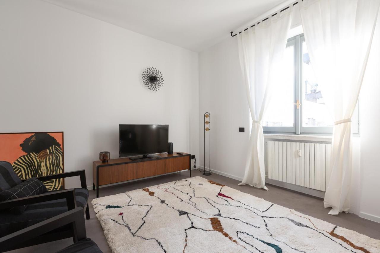 Apartment Sant'ambrogio Bright And Stylish Flat Mailand